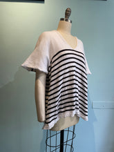 Load image into Gallery viewer, Kaftan Top - Striped
