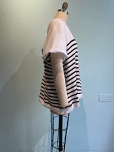 Load image into Gallery viewer, Kaftan Top - Striped