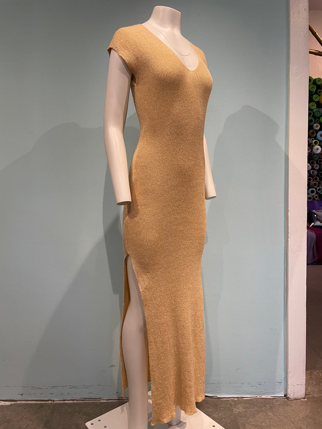 V Rib Maxi with Slits