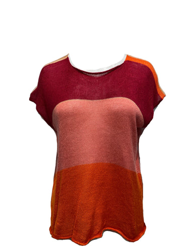 A round neck, sleeveless, multicolored (red, pink, orange)